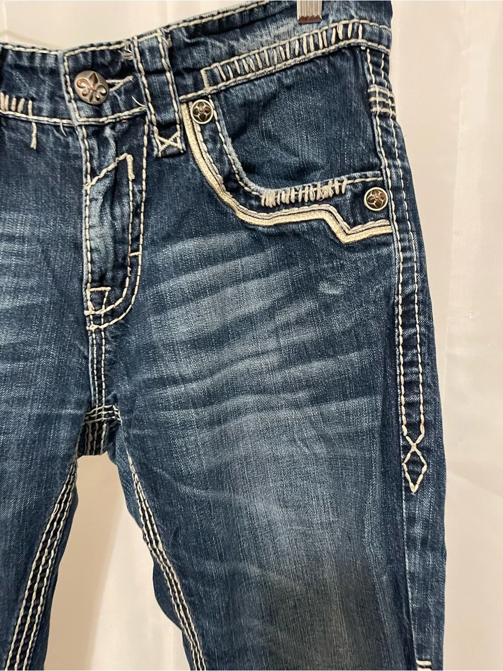 Rock Revival Men’s 31 Jason Relaxed Straight Denim Blue Wash Jeans
